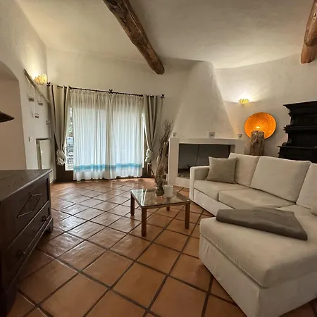 Nuraghe Villa *
