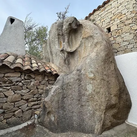 Nuraghe *